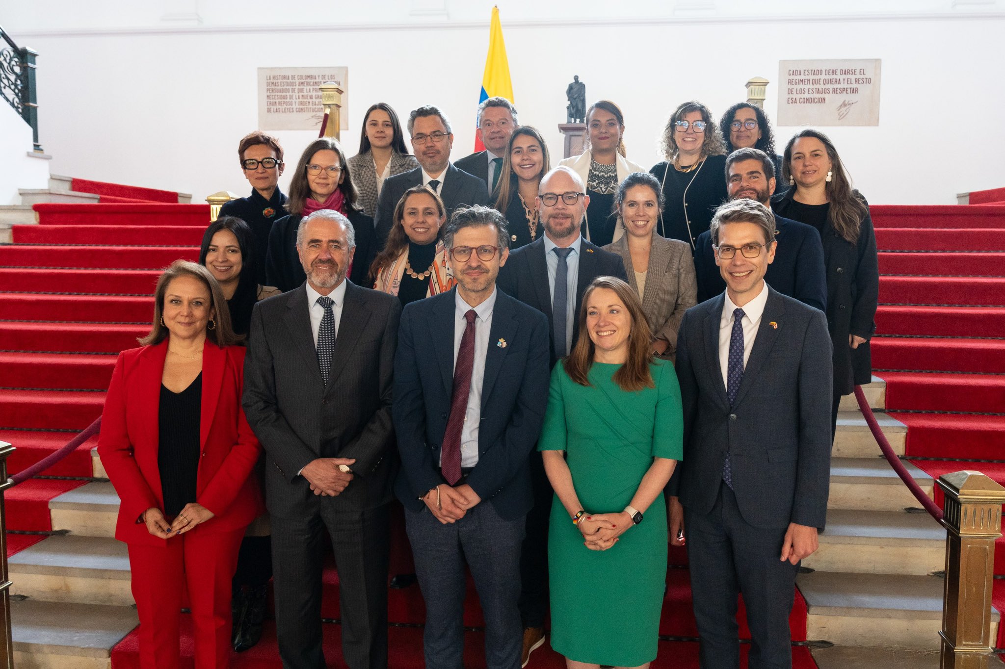 Cancilleria placas